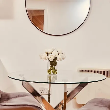 Modern Deluxe City Centre Apt & Free Secure Parking! Apartment Leeds (West Yorkshire)