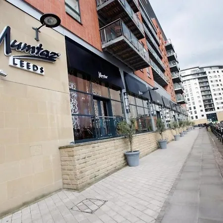Modern Deluxe City Centre Apt & Free Secure Parking! Leeds (West Yorkshire)